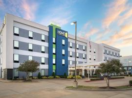 Home2 Suites By Hilton Lake Charles, hotell med pool i Lake Charles