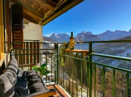 White peak - in the Comelico countryside, hotel en Candide