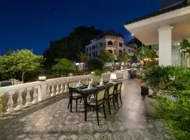 Exclusive Boutique Mini Resort - Maison Cat Ba, Lan Ha Bay