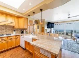 Ocean View Penthouse 2 Bdrm 2 Bath w garage 2 Blocks to sand