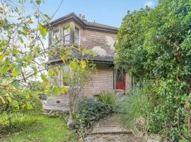 3 Bed in Bakewell oc-r33436