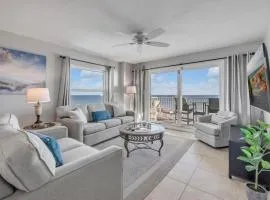 Direct oceanfront penthouse 2/2 with gorgeous corner condo views, a heated pool, and garage