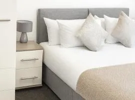 Spacious 3BR Beachside Escape -Perfect for Families & Groups