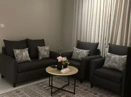 Alahsa Comfy apartment with a smart entrance