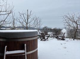 DoMi panorama&wellness, viešbutis mieste Dudince