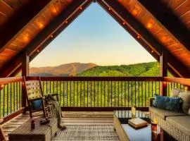 Splashtacular: Indoor Pool~Gorgeous Views~HotTub~GameRoom~Resort