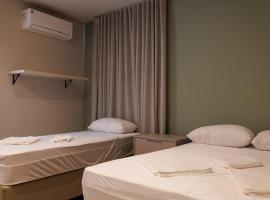 Lou Suites - 32 - Moderno e Prático, Hotel in Guarapuava