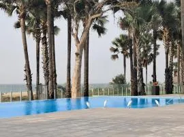 Apartment on the Bijilo beach with large pool