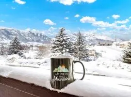 WL 710 | Cozy Retreat – Ski, Golf & Relax!