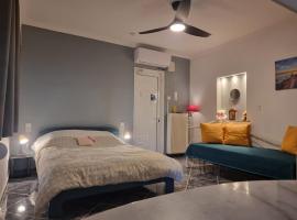 Isthmus Cuddly Nest, hotel i Isthmia