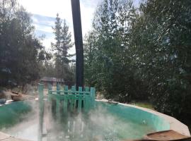 Cabaña Matanzas tinaja privada vista al bosque, Hotel in Boca Pupuya