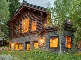 Abode at Moosehead Cabin, קוטג' בטיטון וילג'