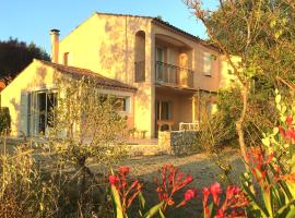 Villa Flora Vue panoramique 4 bedrooms, Hotel in Saint-Jurson
