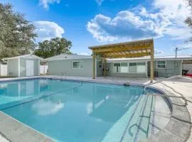 Charming Home with Private Pool in Clewiston!