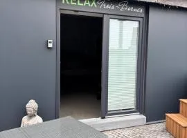 Relax Trois Bornes - De Grenspost