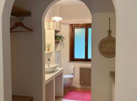 L'Intermezzo, hotel em Venzone