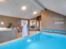 Villavilla 474 - Grenå Strand, Østjylland、グレーノのホテル