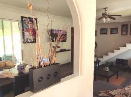 Hermosa Casa Colibri, hotel v destinácii Temilpa