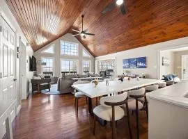 The Bird House on Highland Green