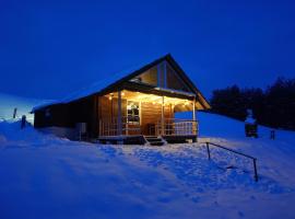 Namelis prie ežero, hotel Miežoniaiban