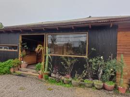 Hostal Arboretum cafeteria & jardin, Hotel in Hijuelas