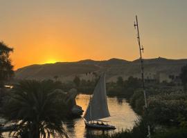 Sugar Nubian Guest House Nile Vew，亞斯文的飯店