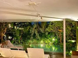 The Hide Hostel Canggu