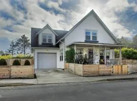 Family Oasis - Hot Tub, Pool Table, Dog Friendly