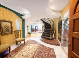 Villa Apartment Nile View in City Center Near Grand Museam