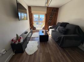 Apartamento con Garaje y Wifi en Sierra Nevada, hotel sa Monachil