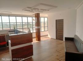 OYO 80859J Dream Guesthouse Gola, hotell i Pālanpur