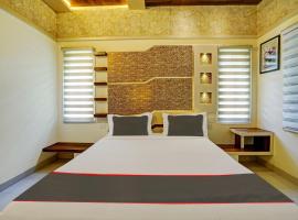 Collection O Lux villa, Hotel in Nedumbassery