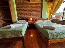 Bromelias, hotel u gradu 'Mindo'