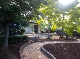 Buninyong Golfside Getaway