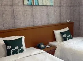 西悠巢旅台中霧峰交響樂館