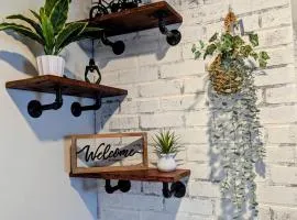 Downtown Atlanta Condos - Free Parking