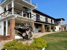 Bugambilias country house, hotell i Puerto Escondido