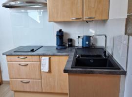 Studio indépendant de 2 à 4 personnes – hotel w mieście La Biolle