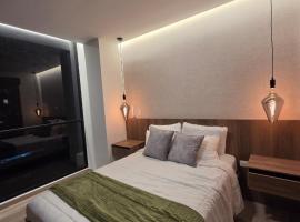 Exclusivo estudio en Quito Coworking , Gimnasio y Jacuzzi, hotel a Quito