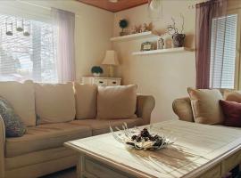 Peaceful house for relaxing, Hotel in Oulu