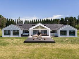 The Riverside House Country Estate, hotel v mestu Bowral