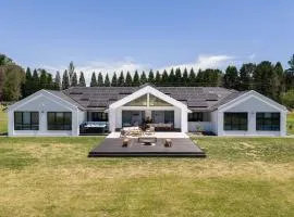 The Riverside House Country Estate