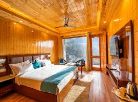 Vedikant Pine Tree Resort, hotel Csailban