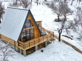IezerVenture Cabins - Pattaya, hotel v destinácii Şelari