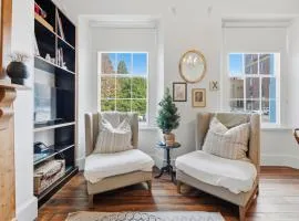 55 Davey Townhouse 1, Salamanca on your doorstep