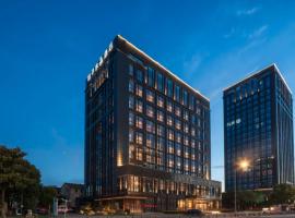 Orange Crystal Hotel Jiangyin Yaohan, hotel di Jiangyin