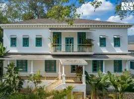 StayVista at Casa Ashar with Swimming Pool, Wi-Fi