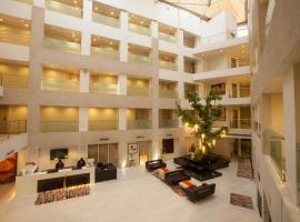 Avalon Courtyard Residence Suites, hotel v Novém Dillí