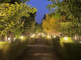 The HighGarden Resort: Udaipur şehrinde bir otel