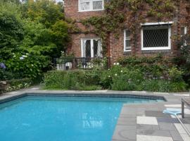 Montalto House, отель в Мельбурне